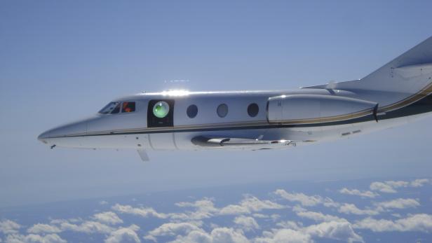 Der ABC-Geschützturm erlaubt 360 Grad Laser-Feuer von Flugzeugen aus