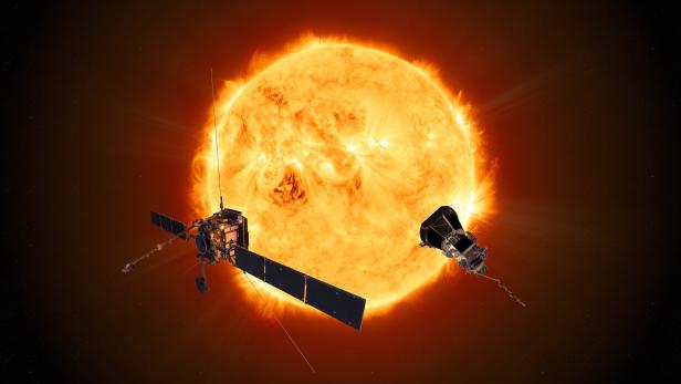 Der europäische Solar Orbiter (li.) und die Parker Solar Probe der NASA (re.) werden in den kommenden Jahren gemeinsam die Sonne erforschen