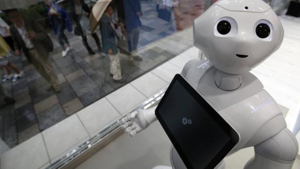 Symbolbild. Wie die Roboter aussehen, die das menschliche Personal ersetzen sollen, ist noch nicht bekannt.