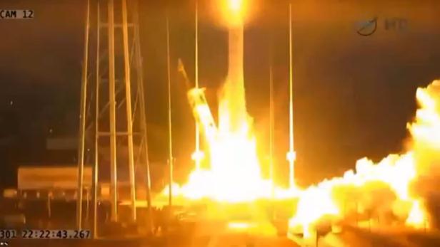 Am 28. Oktober explodierte die Antares-Rakete, die den unbemannten Raumfrachter &quot;Cygnus&quot; an Bord hatte, kurz nach dem Start