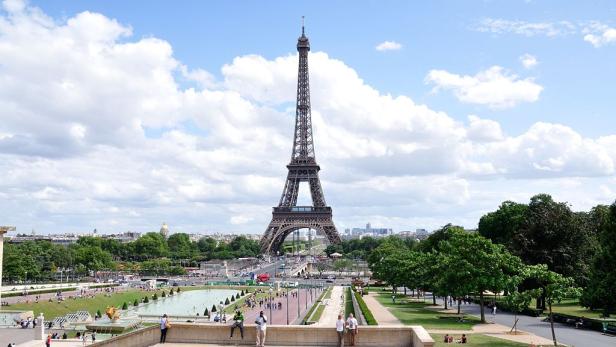 Sicherheitsmitarbeiterin ließ Schüler nicht zum Eiffelturm