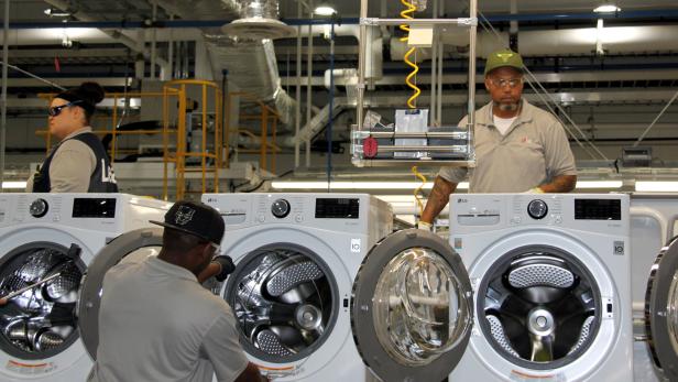 LG completes its first US washing machine plant in Tennessee