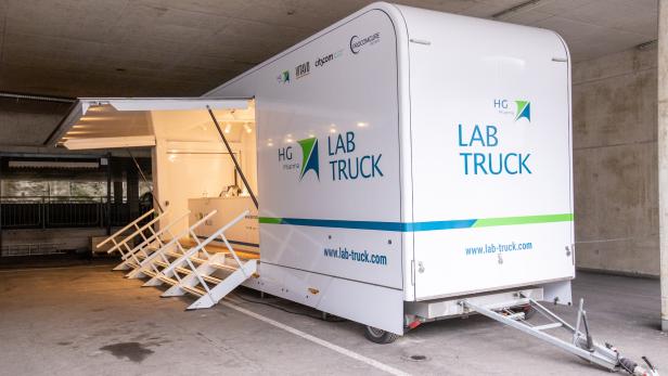 HG Lab Truck