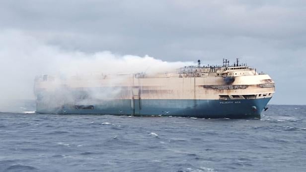 FILE PHOTO: Ship Felicity Ace burns more than 100 km from the Azores island