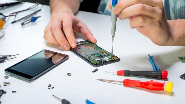 Fixing Mobile phone