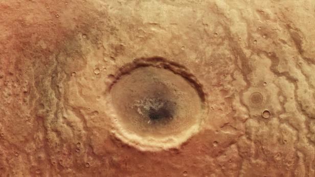Mars-Krater sieht wie ein Augapfel aus