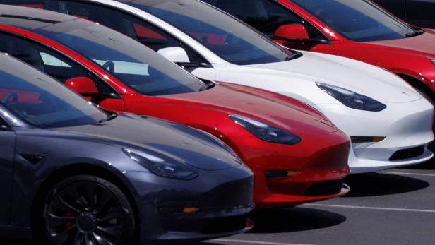 FILE PHOTO: Tesla vehicles are shown at a sales and service center in Vista, California
