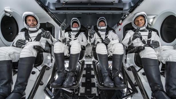 Bei der Mission wurden 4 Männer zur ISS geschickt.