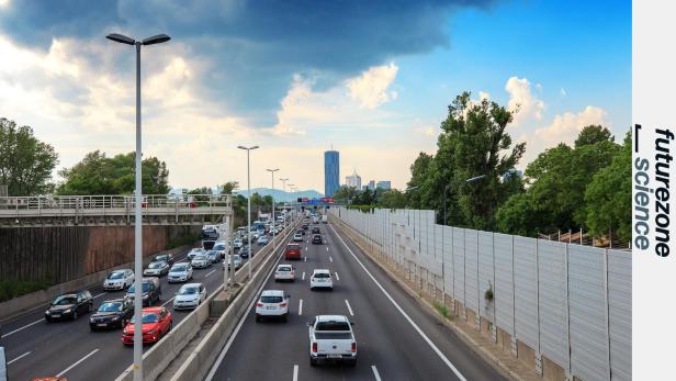 Daily News | Online News Lärmschutzwand an einer Autobahn