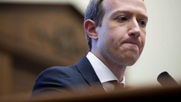 FTC with a coalition of 48 attorneys general sue Facebook