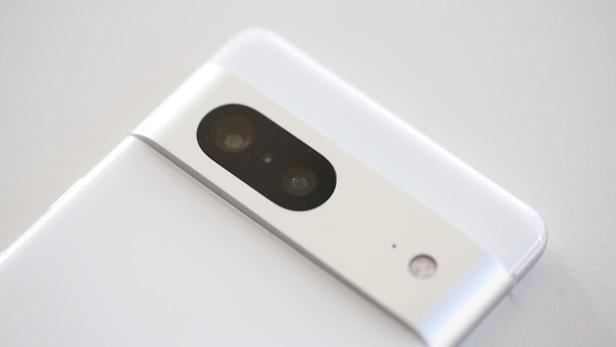 Google Pixel 7 Rückkamera mit Glasabdeckung