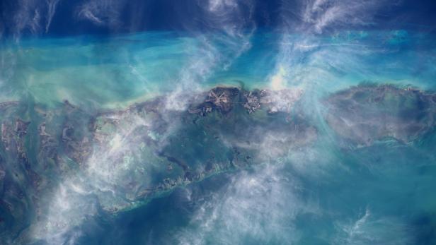 WAKATA Koichi hat dieses wundervolle Bild geschossen - von der ISS aus