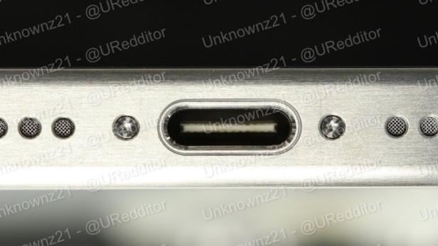 Das soll der USB-C-Anschluss des iPhone 15 Pro sein.