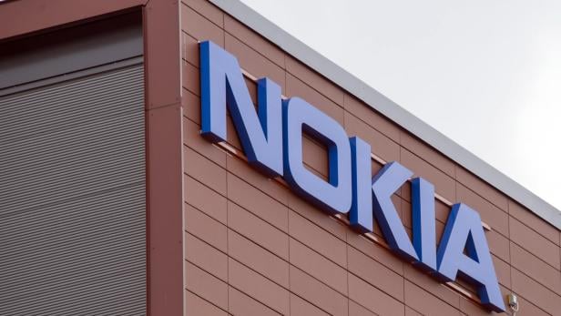 Altes Nokia-Logo auf Gebäude
