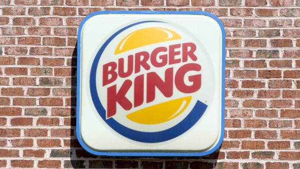 Genau genommen beginnt die Geschichte von Burger King bereits 1953, als sich die Geschäftsleute Keith Kramer und Matthew Burns vom McDonald&#039;s-Konzept inspirieren ließen und in Jacksonville im Bundesstaat Florida ein Schnellrestaurant mit dem Namen Insta-Burger King gründeten.