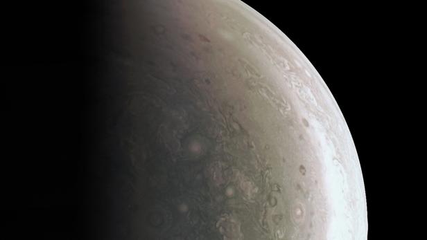 Erstes Foto von der NASA vom Planeten Jupiter.