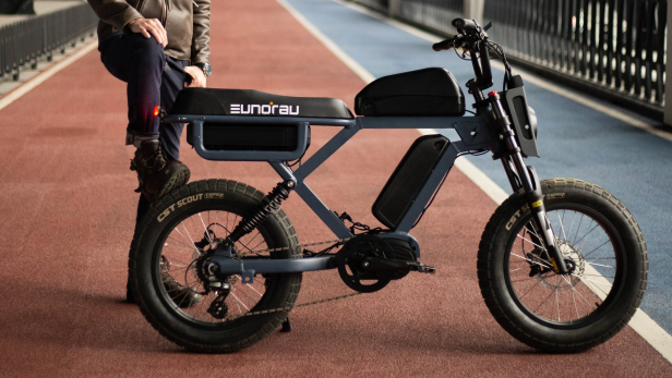 Das Eunorau Flash E-Bike kommt mit 3 Akkus bis zu 350 Kilometer weit
