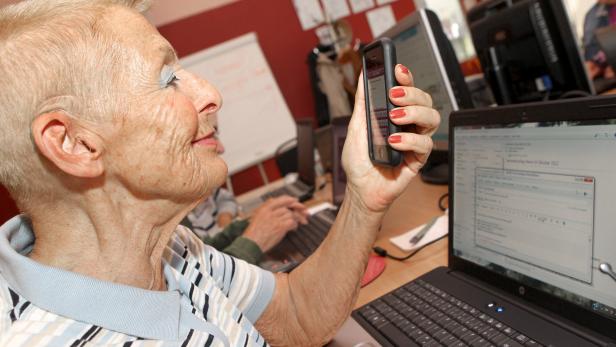 Senioren wollen keine Sonderbehandlung bei Handy und Internet