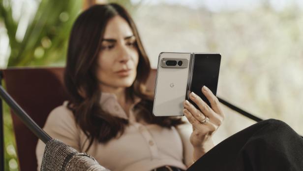 Google Pixel Fold: Erstes faltbares Smartphone von Google.
