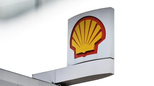 Shell eröffnet erste Ladestationen für E-Autos an Autobahnen