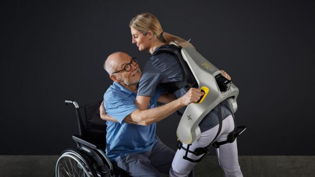 Exoskelett Apogee Plus von German Bionic, speziell für den Pflegebereich entwickelt