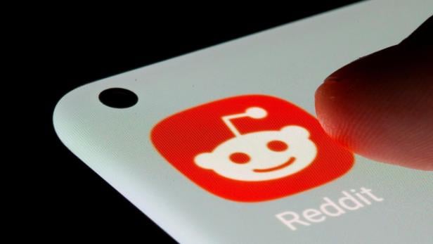 FILE PHOTO: Reddit app is seen on a smartphone in this illustration