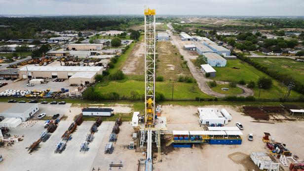 Der Bohrturm von GA Drilling in Houston, Texas.