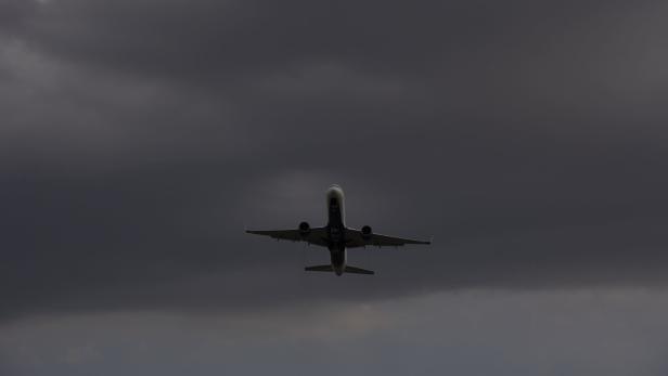 Boeing 767 in Frankfurt wegen schwerer Gewitter fast abgestürzt (Symbolbild)