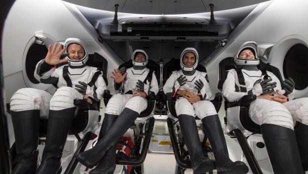 Besatzung der SpaceX Crew Dragon