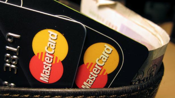 Mastercard hat zu hohe Gebühren für den Kreditkarten-Einsatz verlangt.