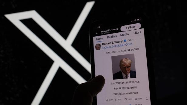 Trumps Twitter-Profil auf einem Smartphone