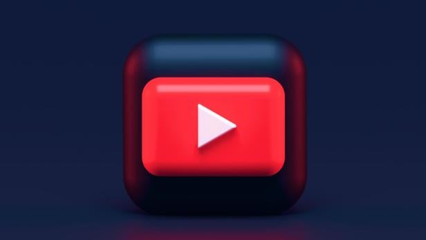 YouTube-Logo auf schwarzem Hintergrund