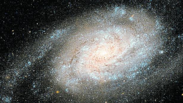 Das ist nicht Ceers-2112, sondern die Spiralgalaxie NGC 3455