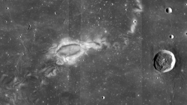 Der Mondwirbel "Reiner Gamma" stellt Forschende schon seit längerem vor Rästel.