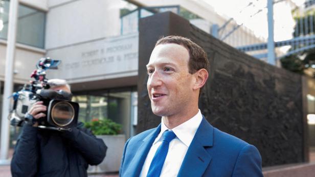 FILE PHOTO: Meta Platforms Chief Executive Mark Zuckerberg leaves federal court in San Jose