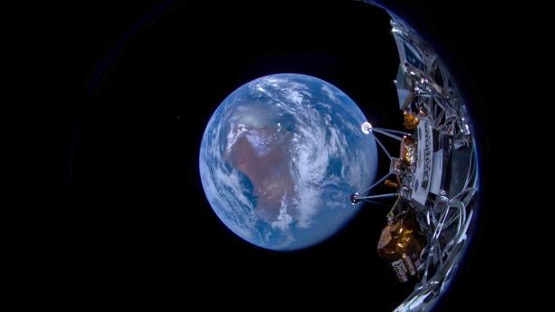 Selfie-Aufnahme der Raumsonde Odysseus vom Typ Nova-C des privaten Raumfahrtunternehmens Intuitive Machines am Weg zum Mond