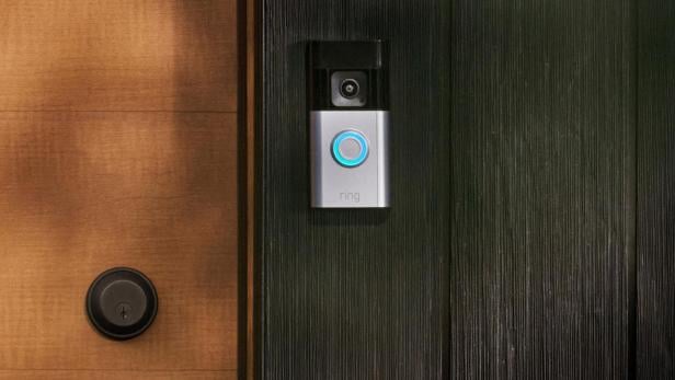 Hier die Ring Battery Video Doorbell Pro von Amazon.