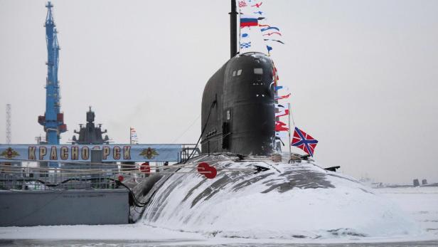 Symbolbild: Ein russisches U-Boot im Dock