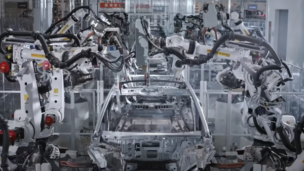 Video: So produziert Xiaomi sein Elektroauto