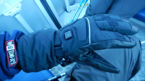 Die Alpenheat Fire-Gloves sind Skihandschuhe mit integrierter elektrischer Heizung.