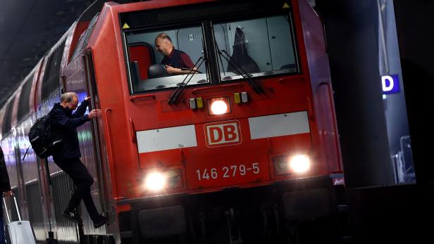 German train drivers' union GDL announce strike
