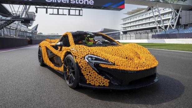 Dieser McLaren besteht aus 342.817 Lego-Teilen und fährt 65 km/h