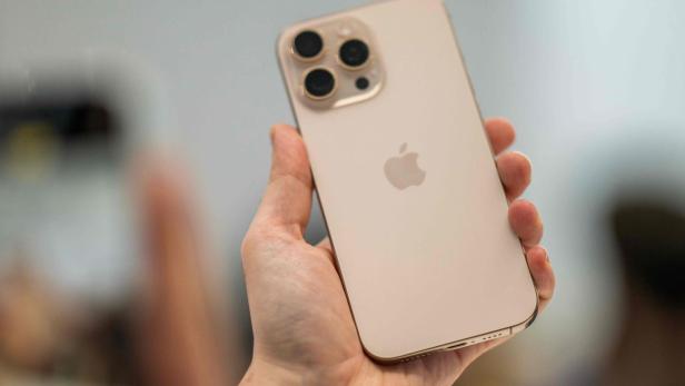 Die neuen iPhones verkaufen sich nicht, wie erhofft.