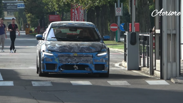 Ferraris erstes Elektroauto auf der Straße gesichtet