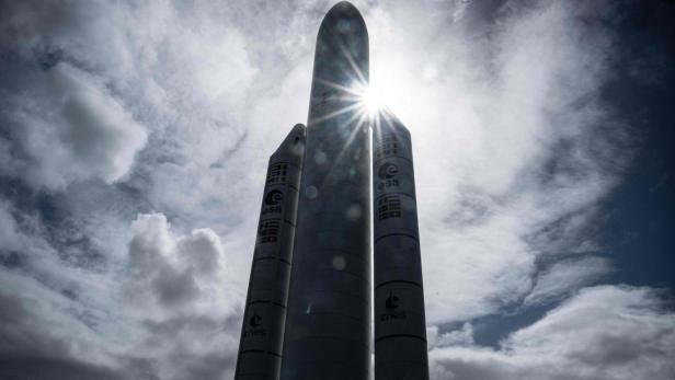 FRANCE-OVERSEAS-SPACE-ESA-ARIANE 5 FRANCE-OVERSEAS-SPACE-ESA-ARIANE 5