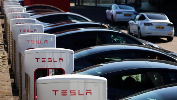 In den USA verkauften sich Teslas im ersten Quartal 2025 deutlich schlechter als im Vorjahr. In den USA verkauften sich Teslas im ersten Quartal 2025 deutlich schlechter als im Vorjahr.