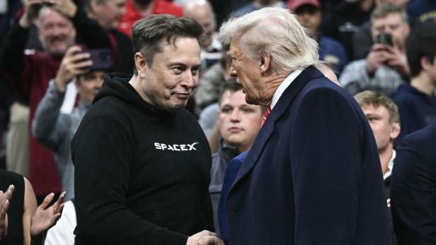 FILES-US-AUTOMOBILE-EARNINGS-POLITICS-TESLA Elon Musk mit Donald Trump