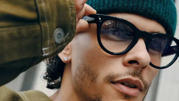 Meta kooperiert bei seinen Smart Glasses mit Ray-Ban und Oakley. Meta kooperiert bei seinen Smart Glasses mit Ray-Ban und Oakley.