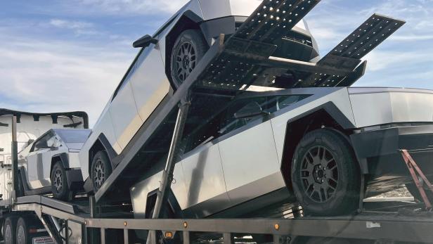 Tesla schickt Cybertruck-Mitarbeiter nach Hause (Symbolbild) Tesla schickt Cybertruck-Mitarbeiter nach Hause (Symbolbild)