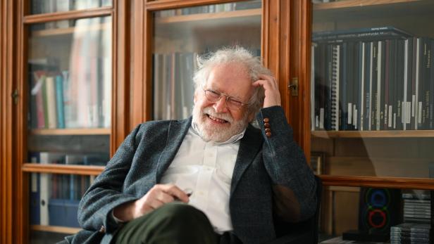INTERVIEW: ANTON ZEILINGER INTERVIEW: ANTON ZEILINGER